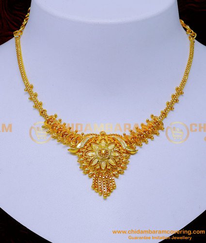 NLC1318 - Beautiful Simple Marriage Small Gold Necklace Designs